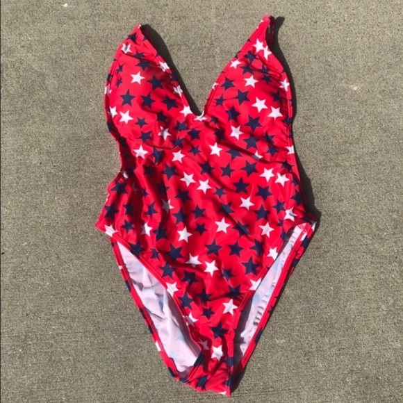 ONE LEFT *** Red Star Print Monokini - Picture 2 of 4